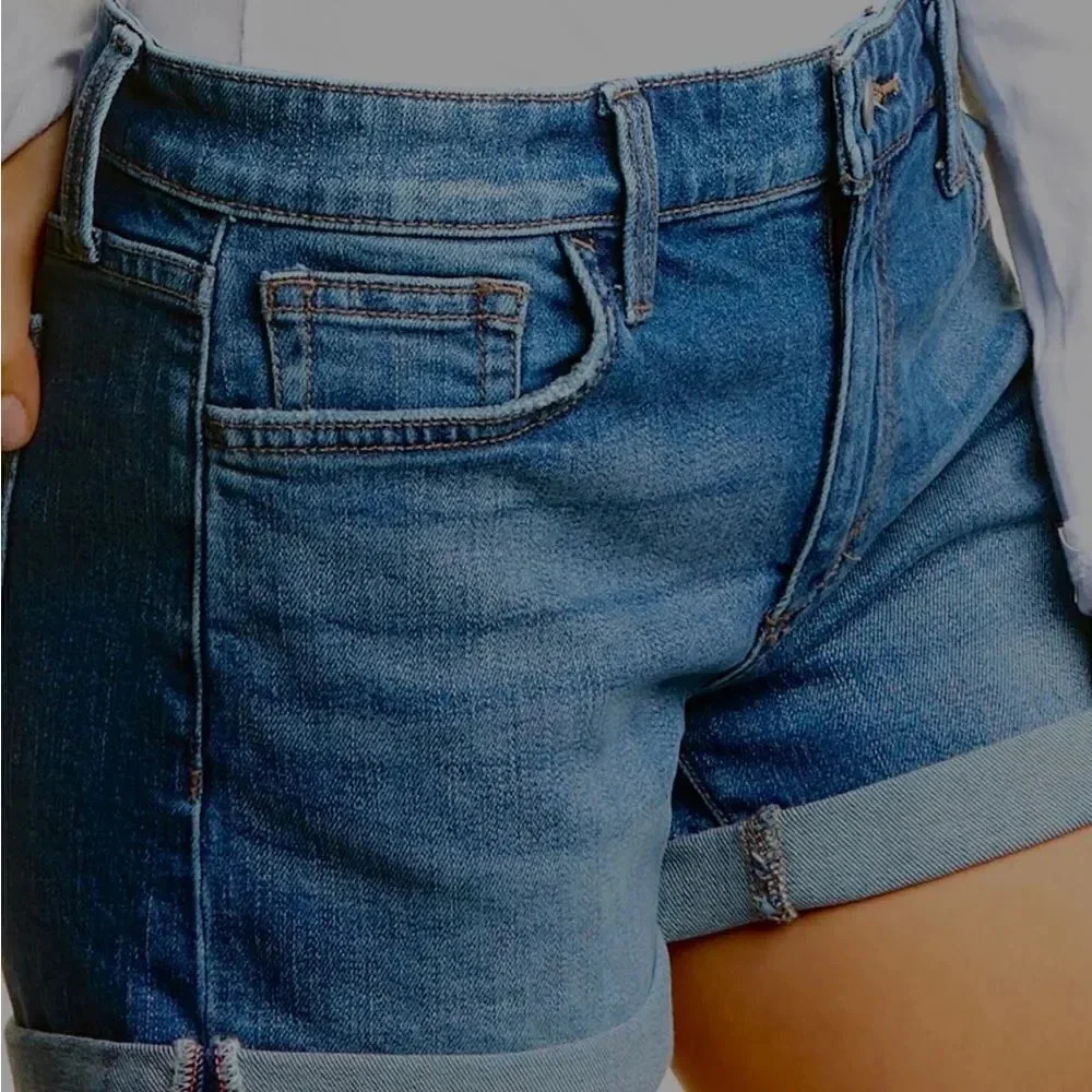 Joe’s jeans jean shorts, medium wash. Size 26
